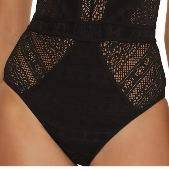 Becca Women's Crochet Plunging One-Piece Keyhole Swimsuit Size Small Black Sexy - Picture 4 of 16